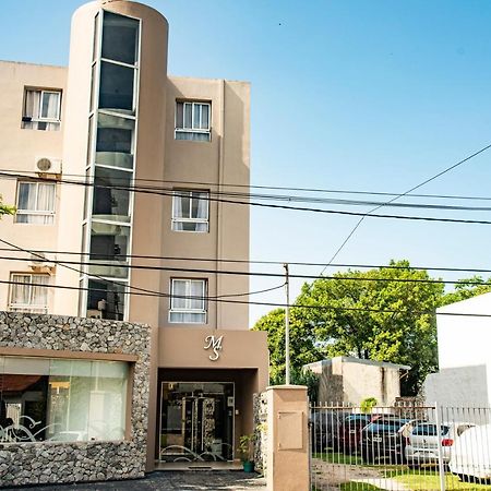 Morada Suites Campana Luaran gambar