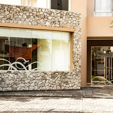 Morada Suites Campana Luaran gambar