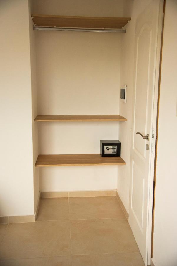 Morada Suites Campana Luaran gambar