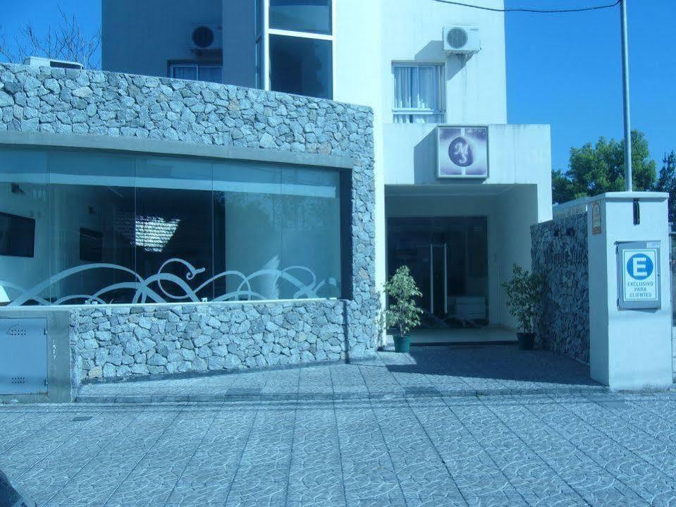Morada Suites Campana Luaran gambar